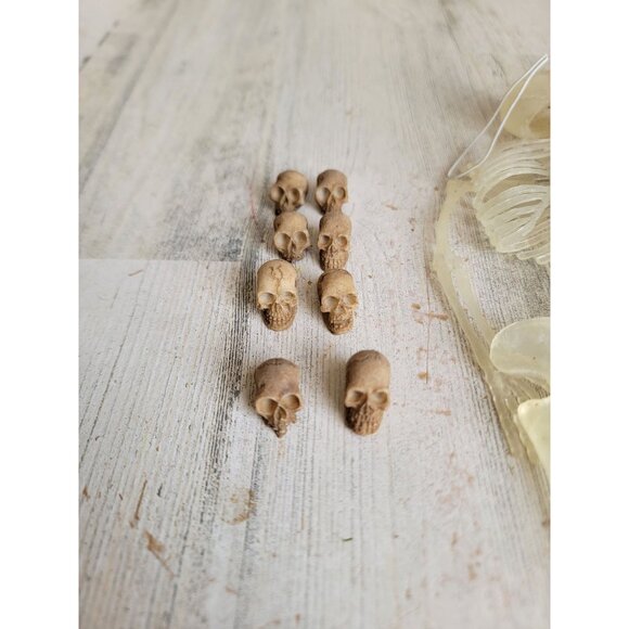 Halloween ghost skeleton skull home decor set figure hanging - Picture 3 of 11